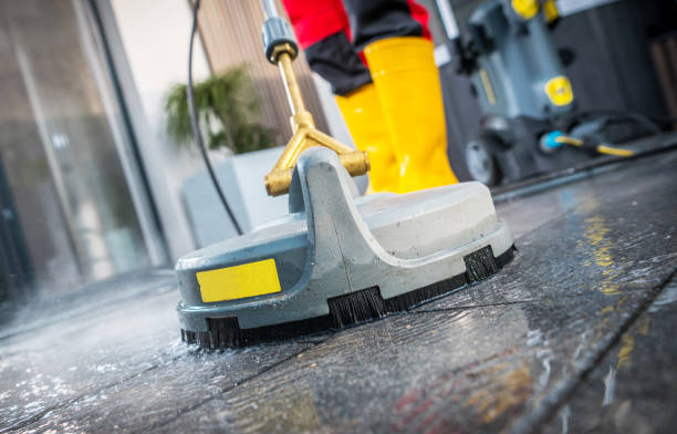 Why Choose Our Certified Pressure Washing Experts for Your Project Needs in Farmers Loop, AK?